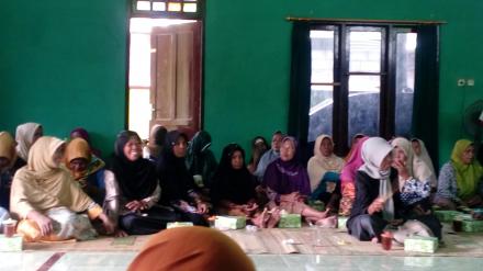 RAT KOPERASI WANITA DI DUSUN KLISAT